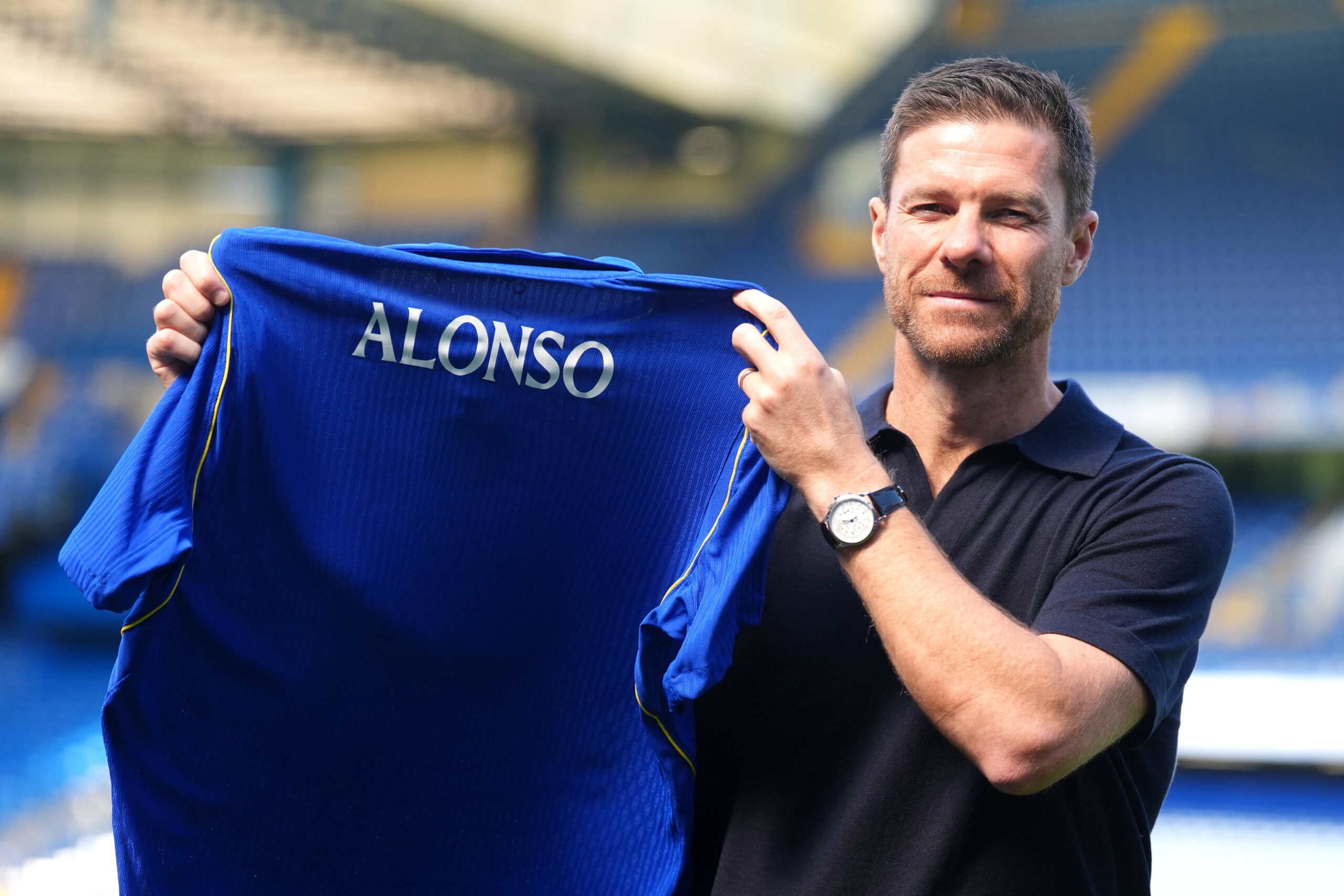 O tempo está passando para Xavi Alonso no amaldiçoado trabalho do Chelsea